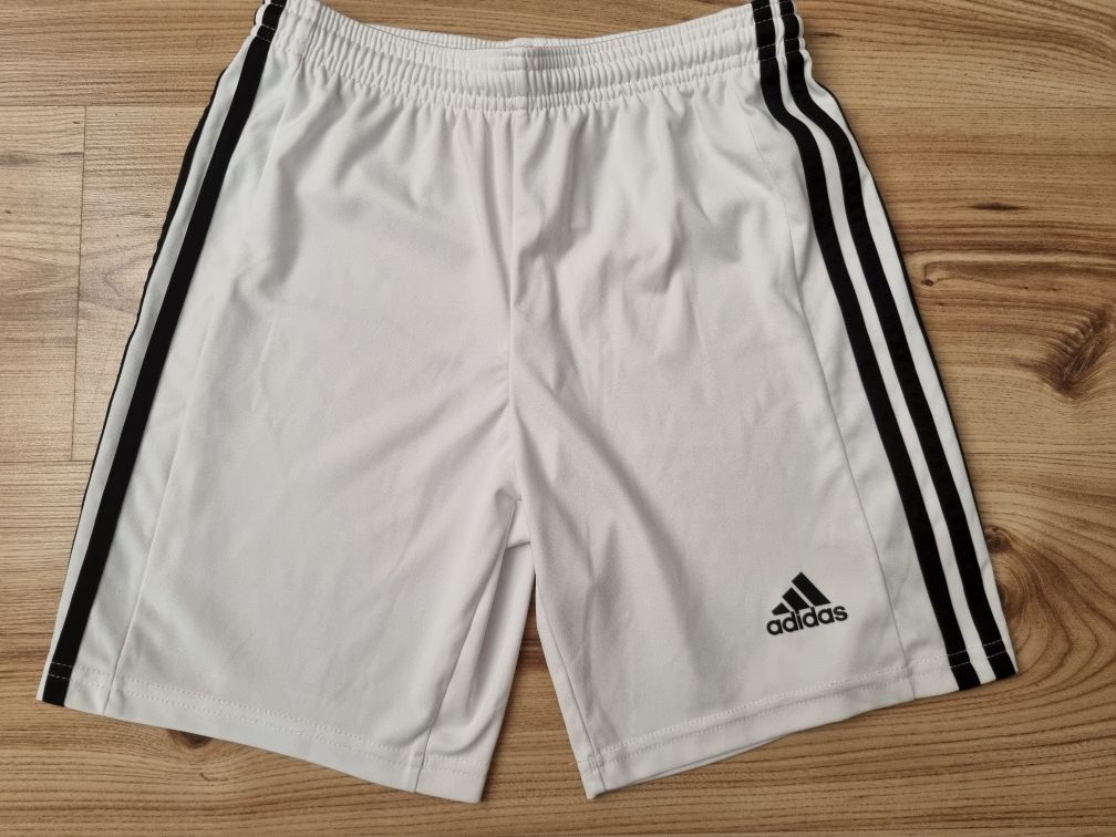 Spodenki Adidas 11-12lat 152cm