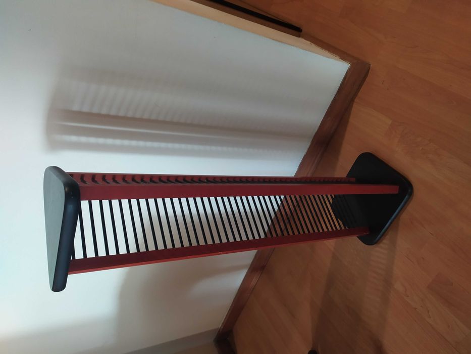 Estante /prateleira para CDs