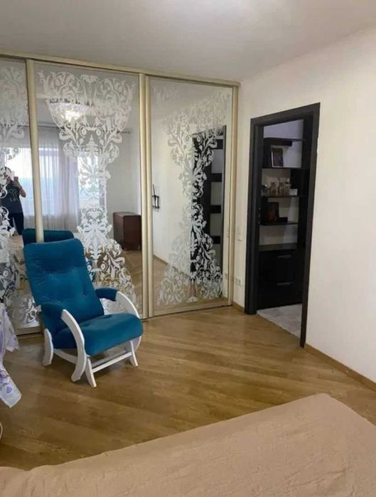 Сдается 2-х комн. квартира с капремонтом на Южном рынке, Космос