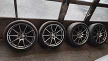 Koła felgi NEUSPEED 19 cali 9J , et40 255/35R19 Pirelli 5x112 Audi VW