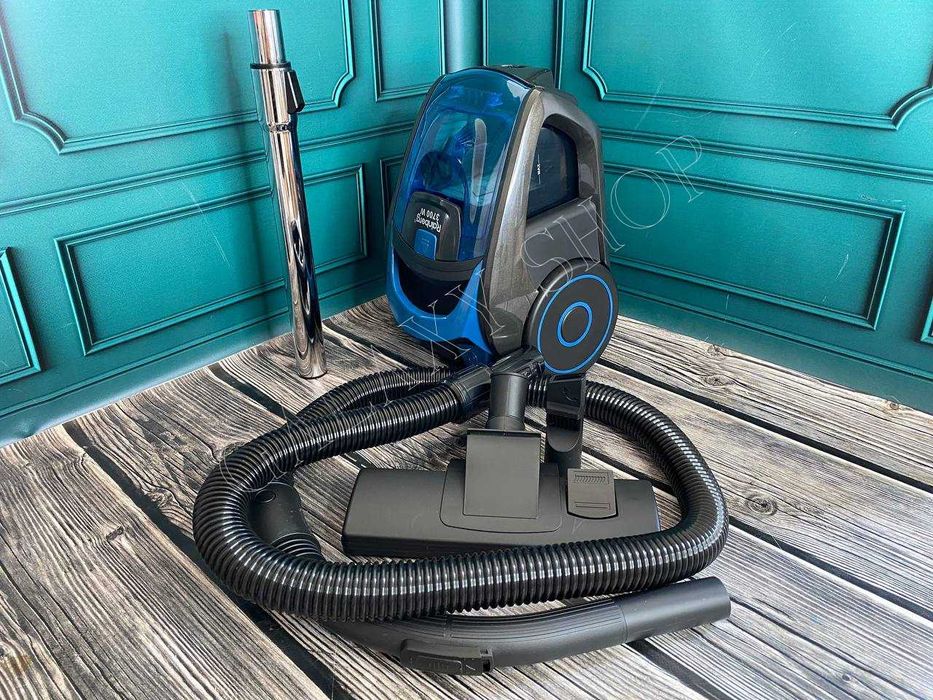 Мощный контейнерный пылесос Rainberg RB-652B 3700 Вт  циклонного типа