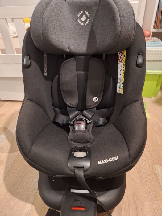 Fotelik samochodowy Maci Cosi Mica obrotowy