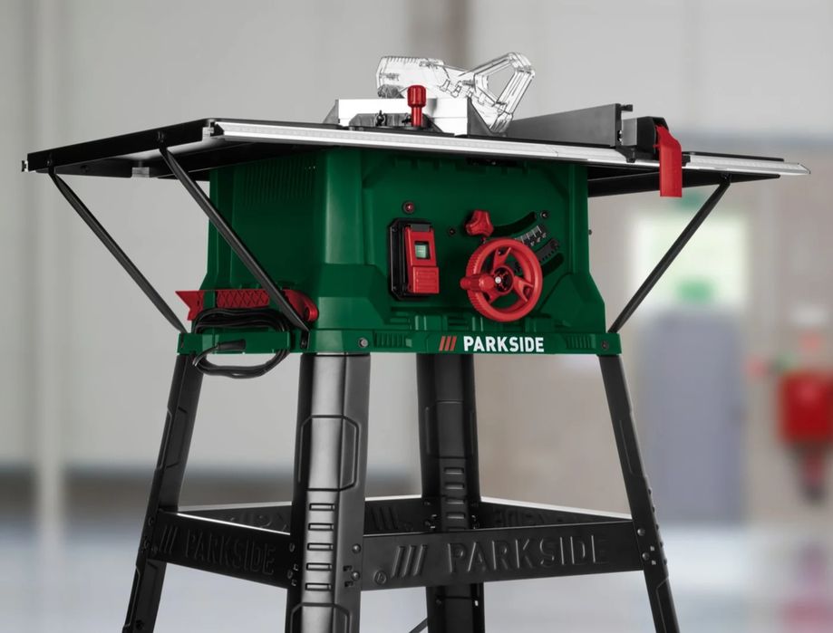Стаціонарна циркулярна пила PARKSIDE PTKS 2200 A1