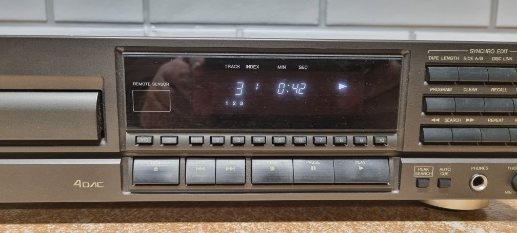 Odtwarzacz cd player TECHNICS SL-PG420A.