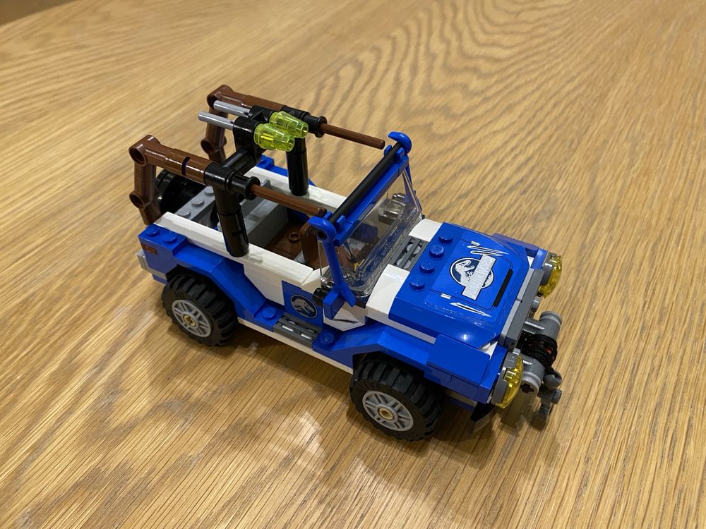 Lego Jurassic World 75916 Zasadzka Dilofozaura prezent