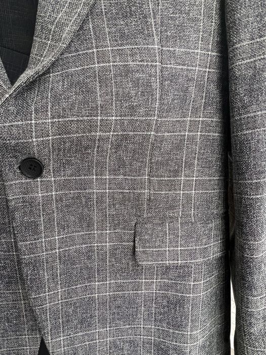 Костюм чоловічий та різні сорочки М