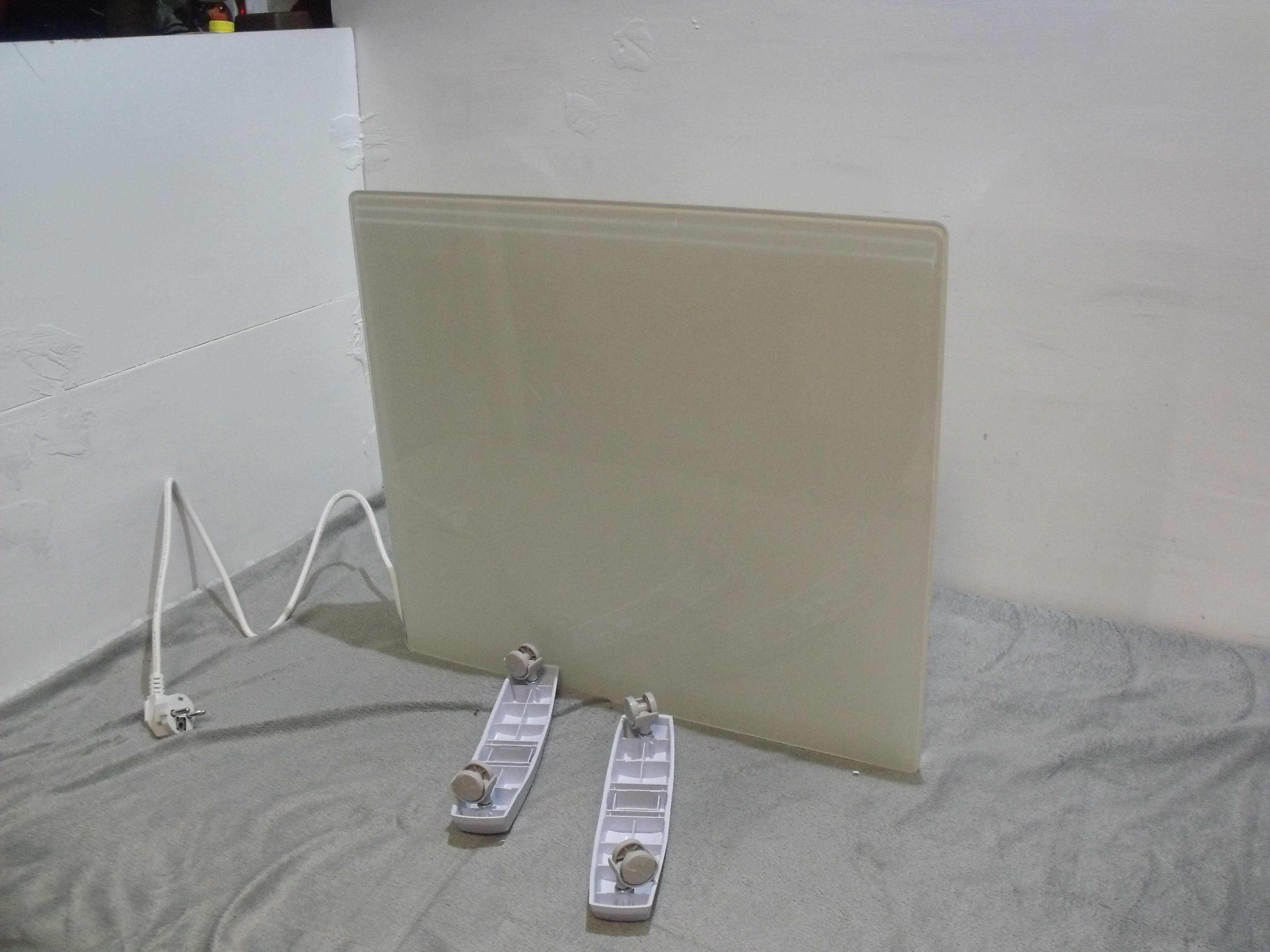 Grzejnik konwekcyjny 1000W termostat do 25 m² Klarstein biały