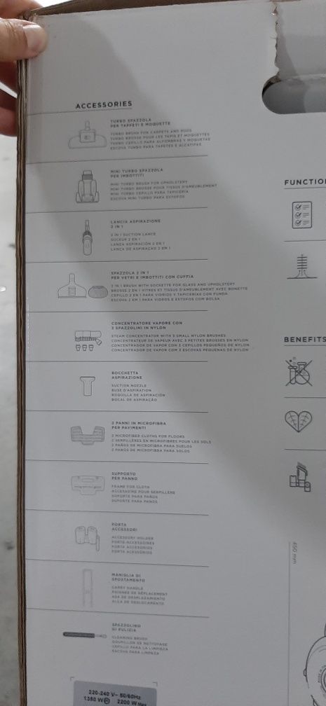 Aspirador com funcionalidade a vapor
