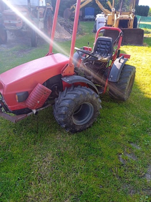 Traktor sadowniczy Goldoni