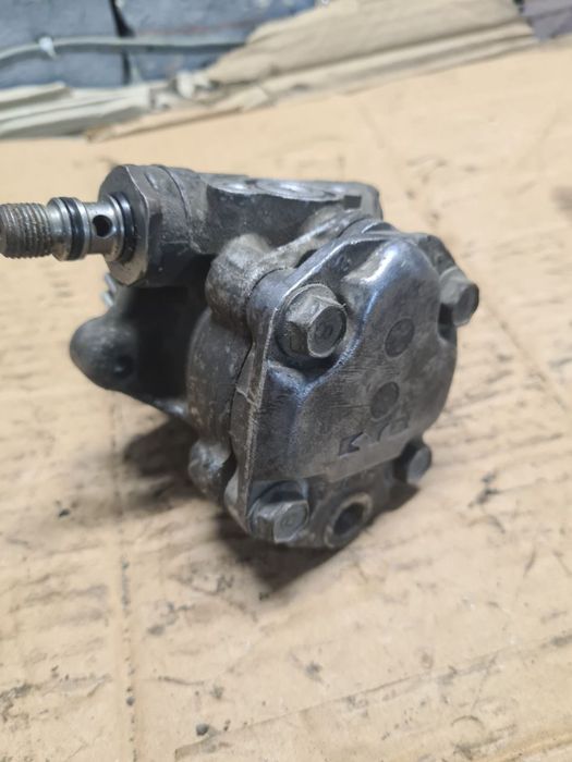 Гур гідропідсилювач керма Mitsubishi Pagero 2 Мітсубісі Паджеро 2.8