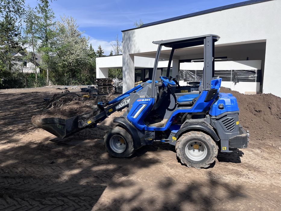 Wynajem ładowarka bez operatora  Multione glebogryzarka usługi ogrody