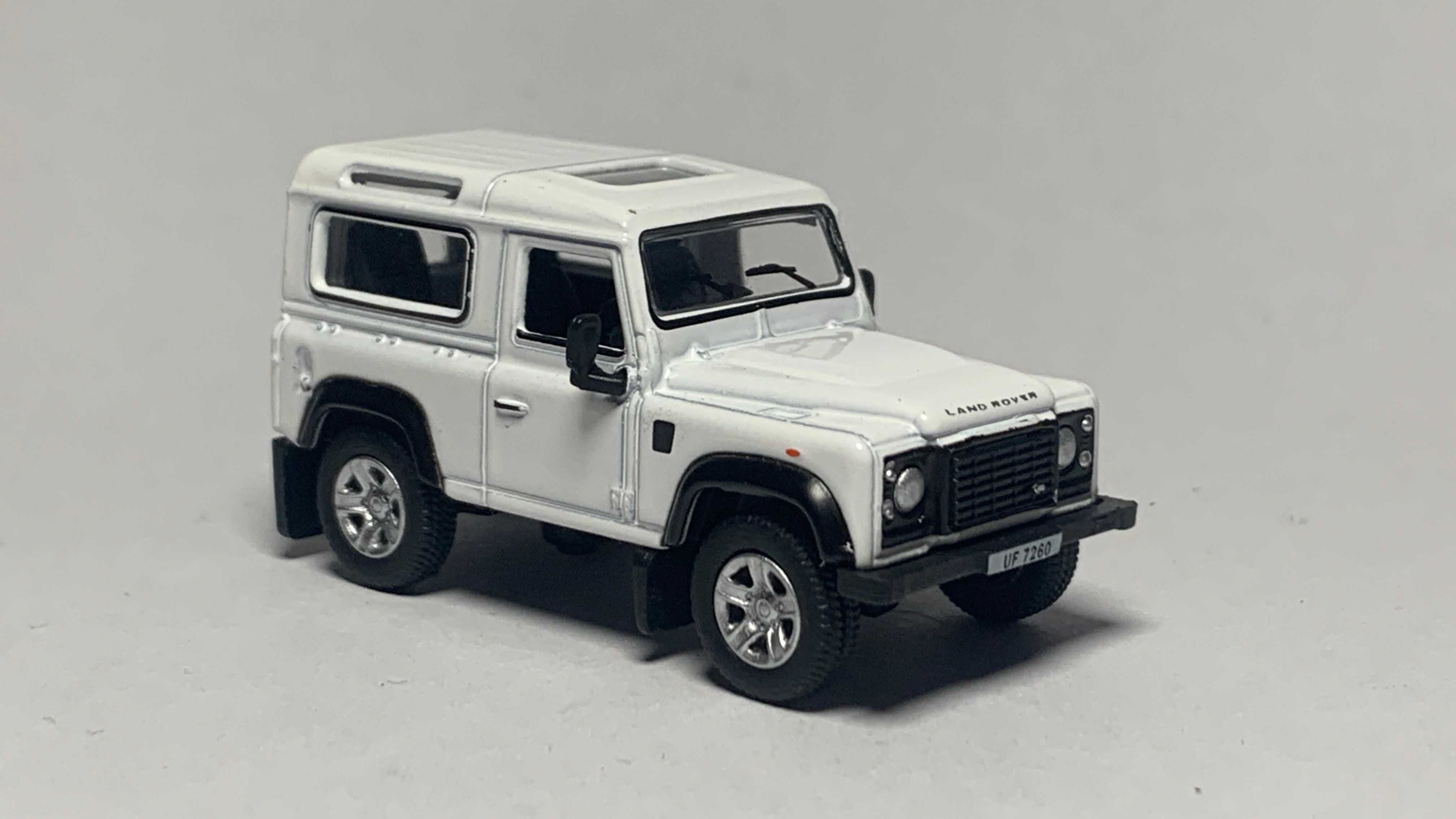 Land Rover Defender Model Kolekcjonerski 1:76