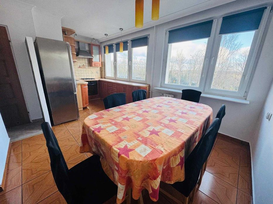 Na sprzedaż przestronne i funkcjonalne mieszkanie z jadalnią