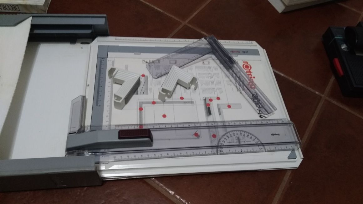 Mala Portátil com Equipamento Incluído