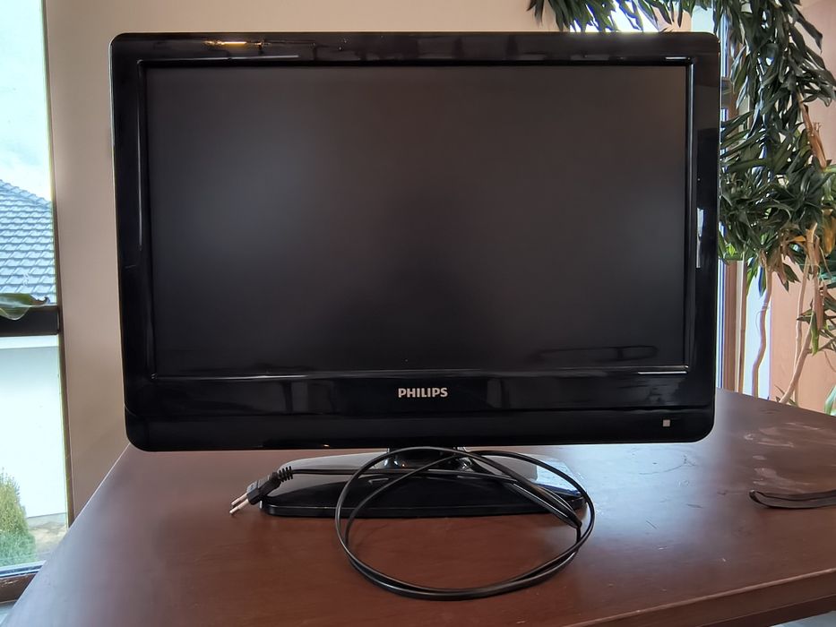 TELEWIZOR LCD PHILIPS 26PFL3405H

Format obrazu- Panoramiczny
Przekątn