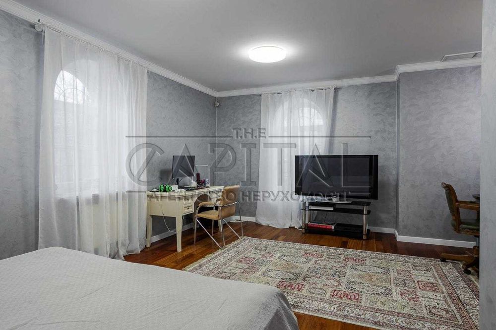 Продажа 3-этажного дома в Киеве, Печерский р-н, Царское село.