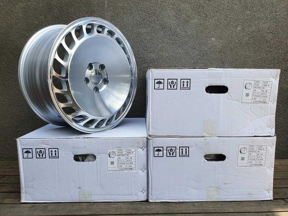 Felgi 18cali Audi A3 A4 A6 VW Golf Jetta Mercedes C E S CLS nr886H