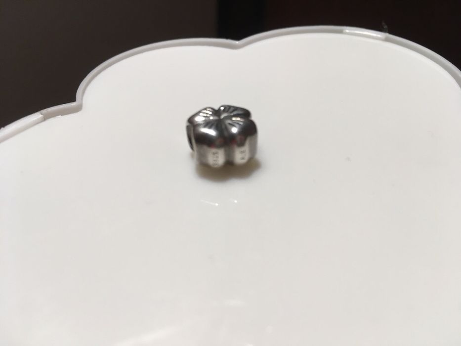 Vendo conta Pandora original