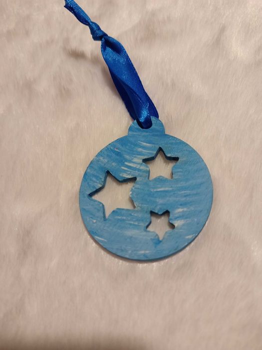 Świąteczne ozdoby - bombka z gwiazdkami