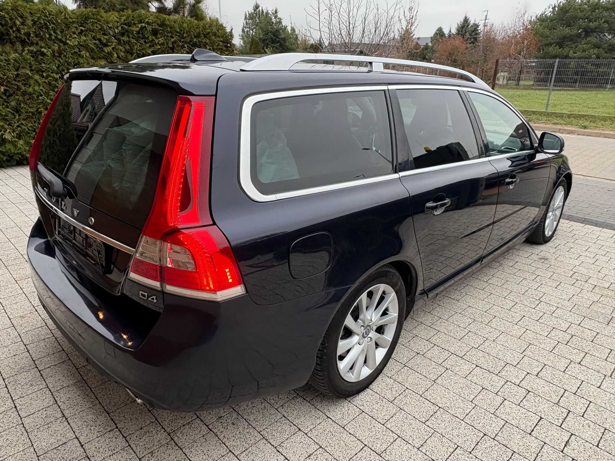 Volvo V70 D4 2.0 Diesel 181KM 2015r Xenon Navi BEZWYPADKOWY 1 właściel