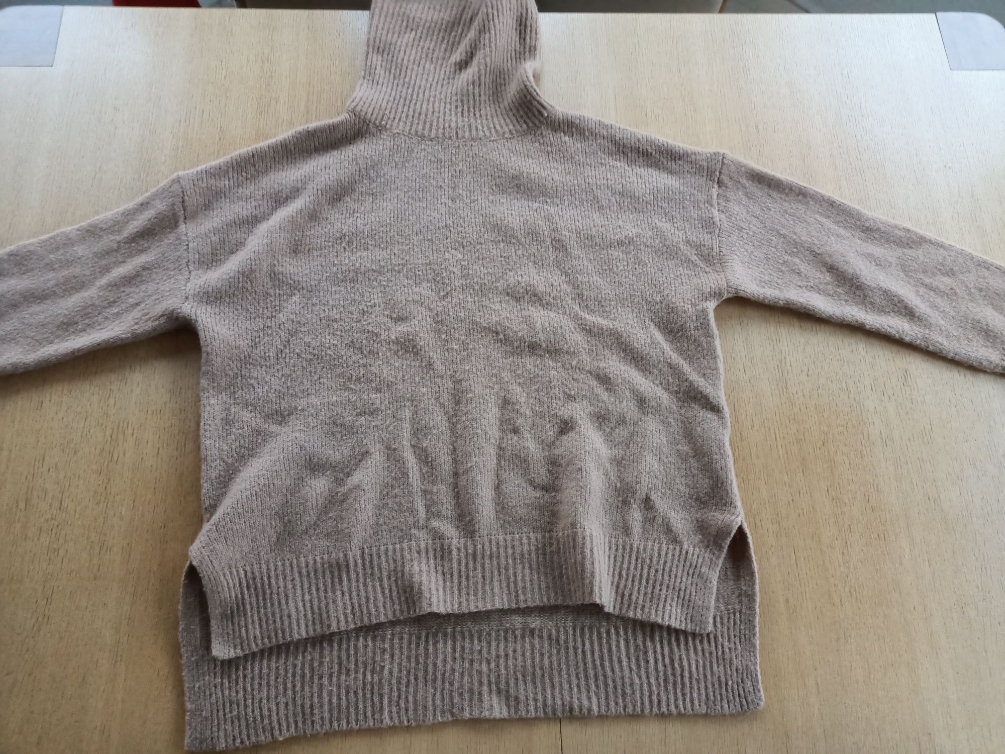 Sweter golf Stradivarius -L damski