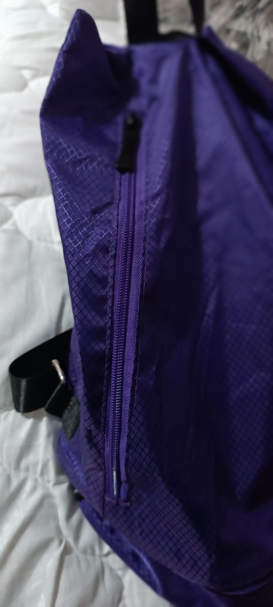 Продам  мега крутий наплічник рюкзак фіолетовий дощовик