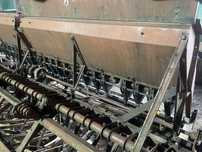 Секція сівалки СЗ-3,6 (банка (ящик) з висівним апаратом)