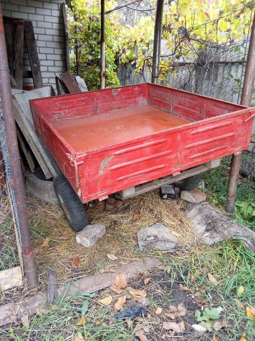 Продам прицеп на мураве