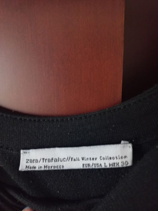 Sukienka midi dopasowana