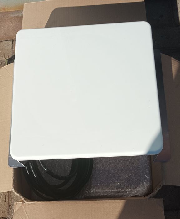 Antena wifi HUBER+SUHNER