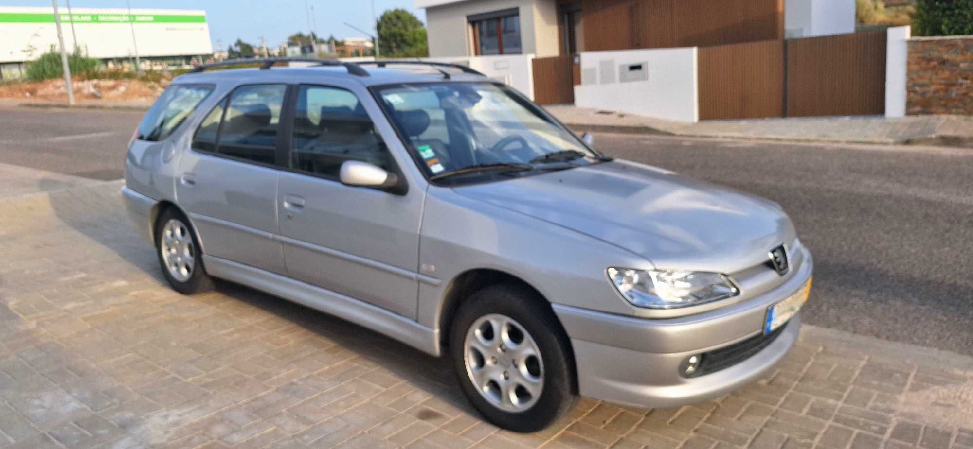 Peugeot 306 Break 1.4 premium - Bom e Barato