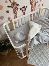 Постільна білизна в дитяче ліжечко