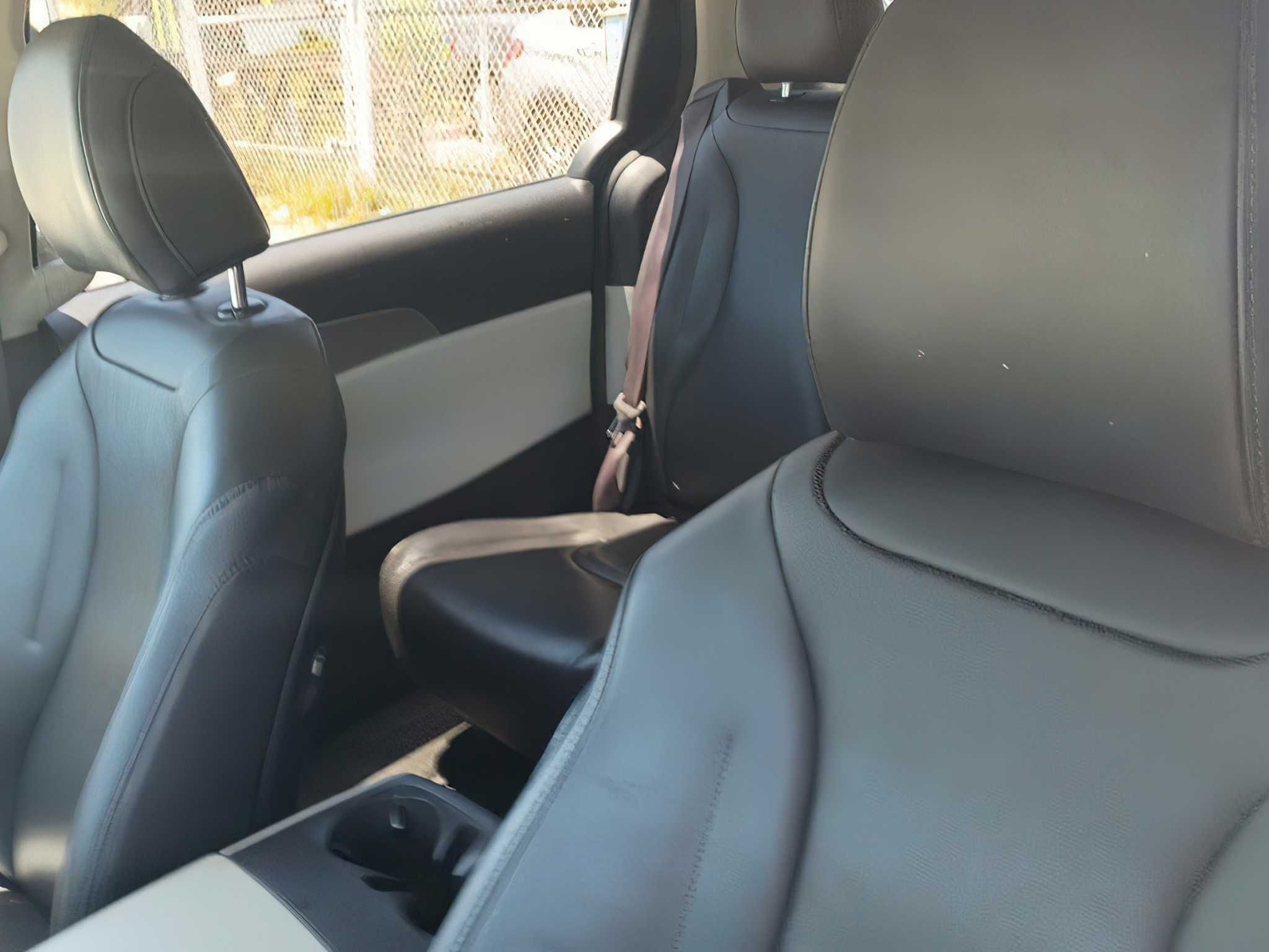 Kia Carnival LX 2022