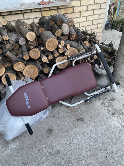 Тренажер для спини