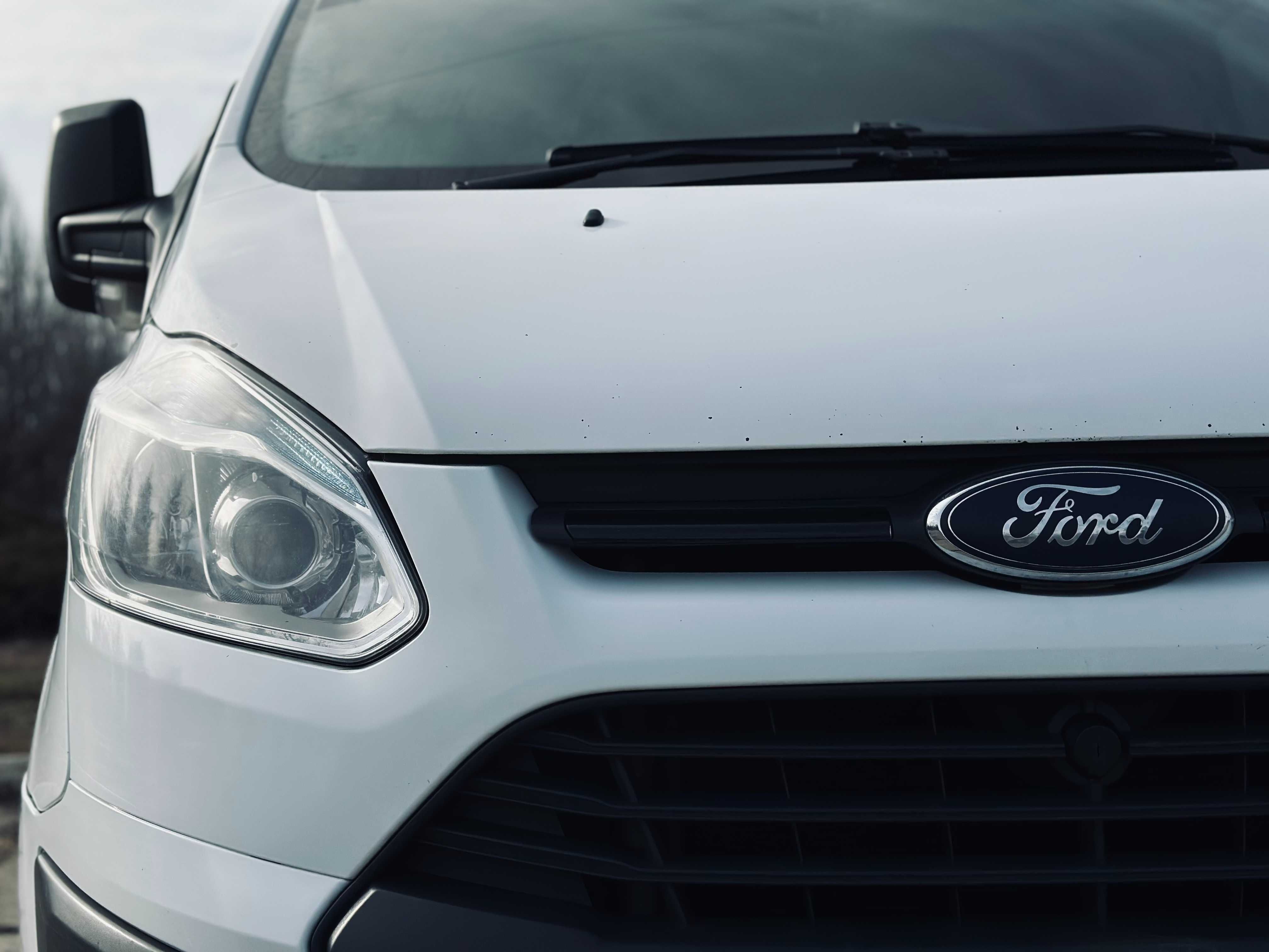 Ford Transit Custom FULL 2015 / 2.2 TDI / 155 л.с /