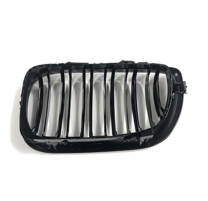 Решітки радіатора BMW E46 рестайлінгові подвійні ніздрі