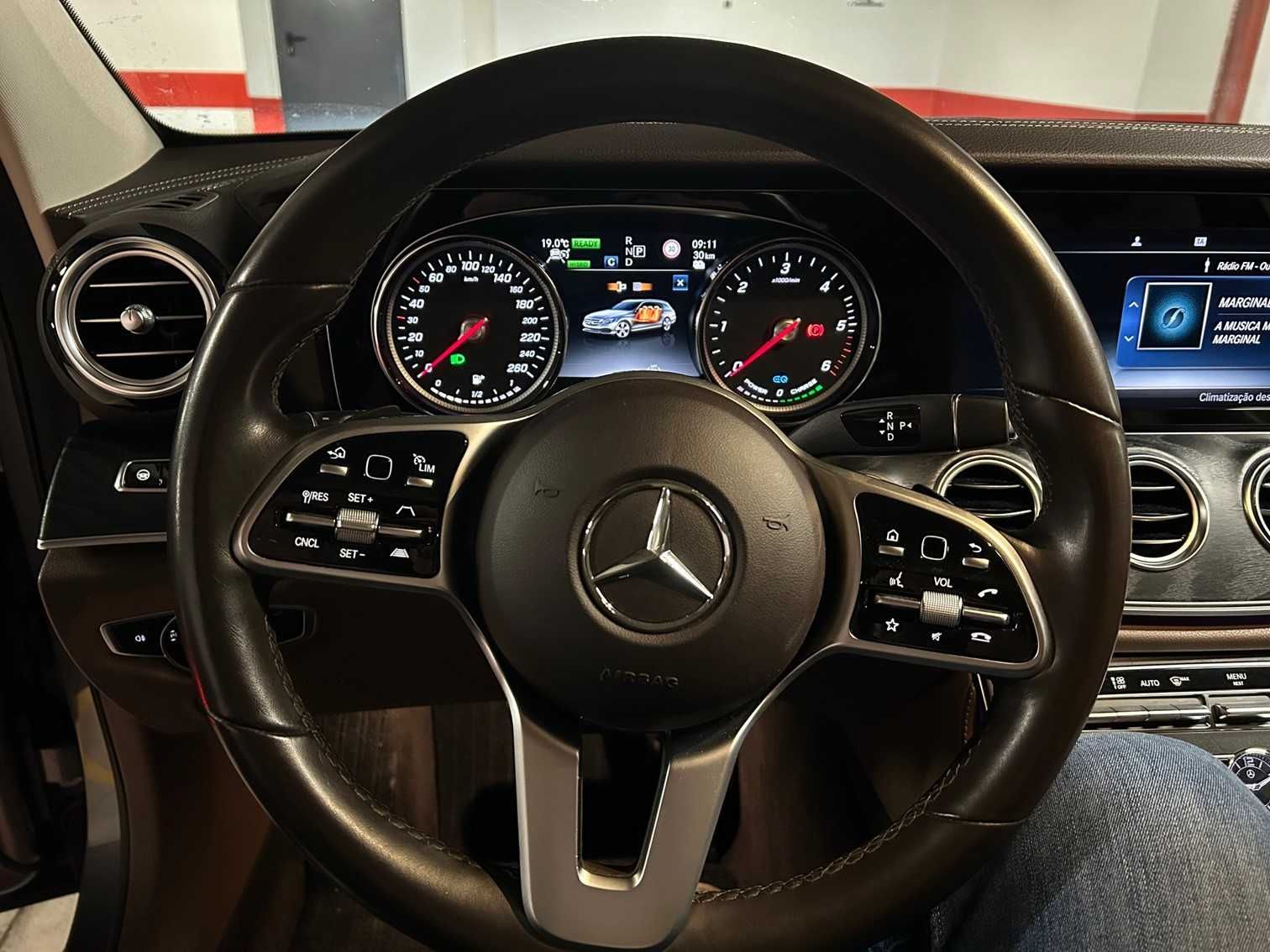 Mercedes E300 de AMG Burmester