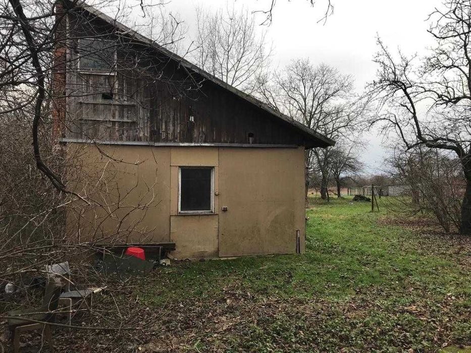 Sprzedam dom do remontu w strefie przemysłowej działka 17a Tarnów