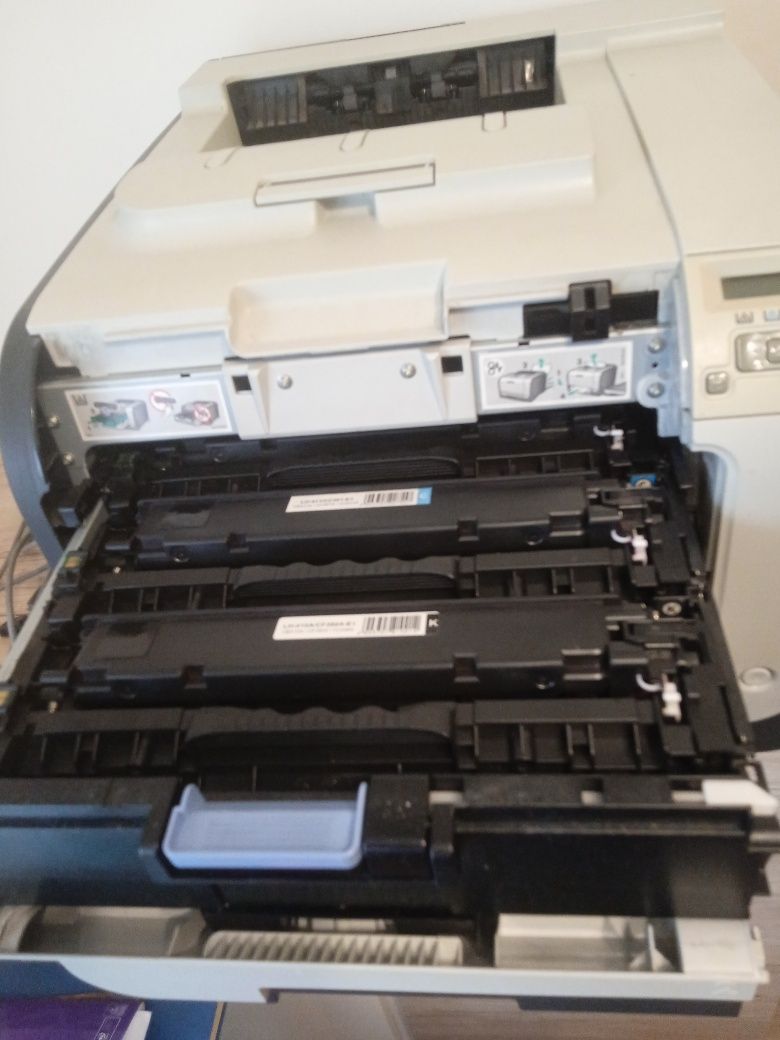 Drukarka HP laser Jet 2025