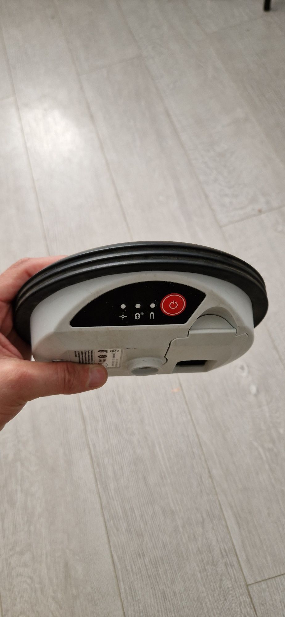 GNSS/ RTK приймач Leica GG04