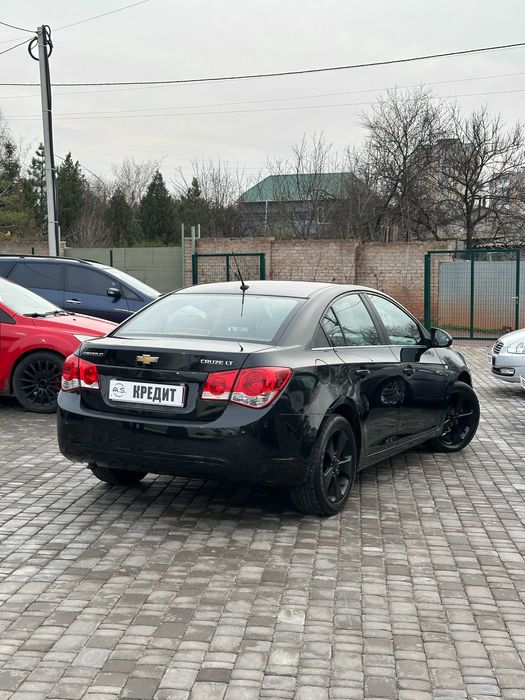 Продам Chevrolet Cruze 2010 рік можлива розстрочка,кредит,обмін!