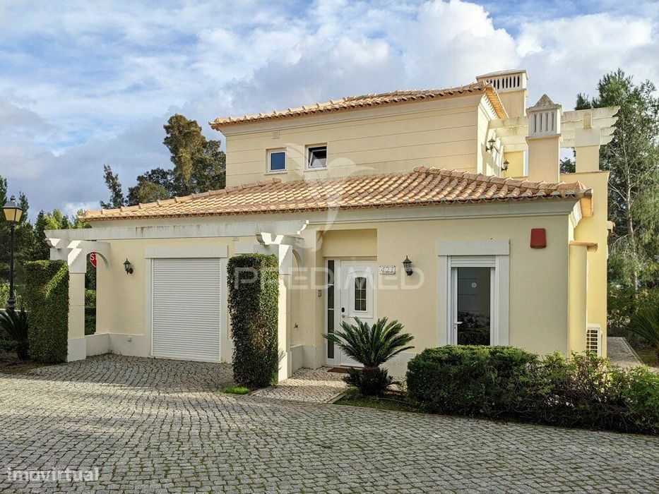 Moradia T3 em Castro Marim, no Golf, 10 min da praia