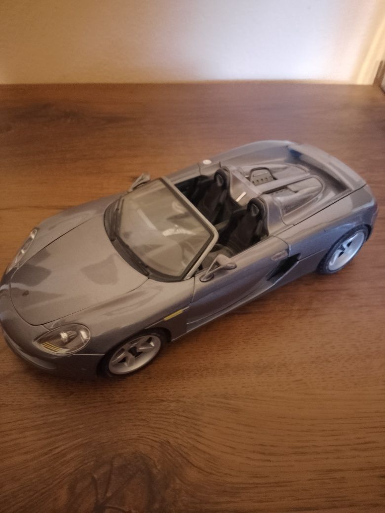 Model Porsche Carrera GT Maisto