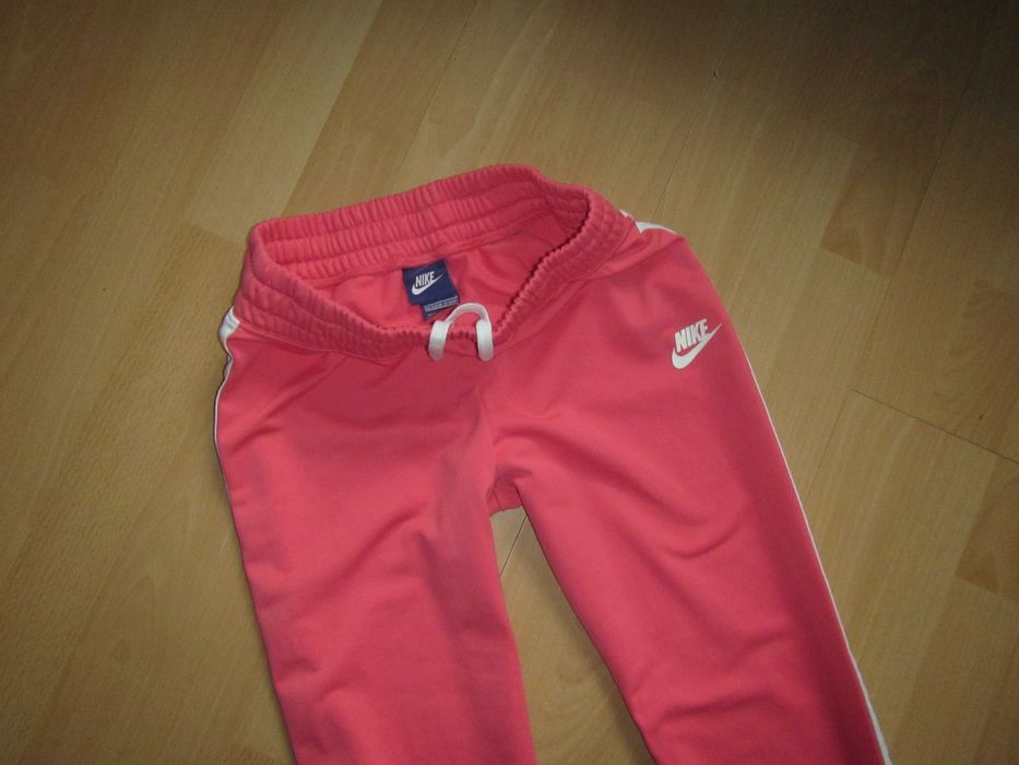 NIKE spodnie dresowe rozm.146-158