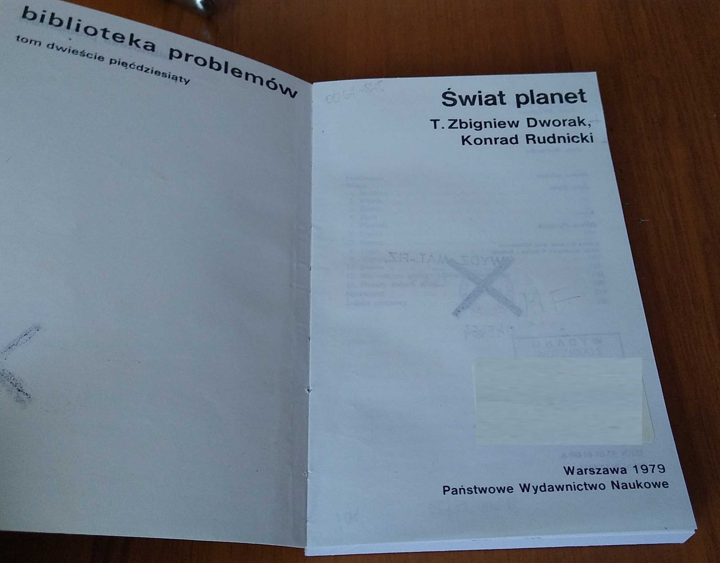 Świat planet / T. Zbigniew Dworak, Konrad Rudnicki.