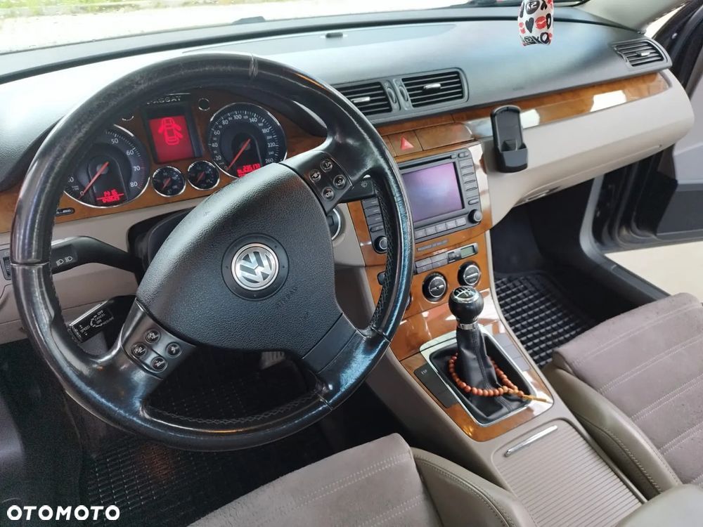 Volkswagen Passat B6 2.0 Benzyna 150 km