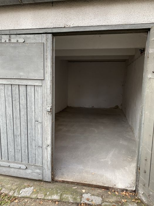 Sprzedam garaż murowany