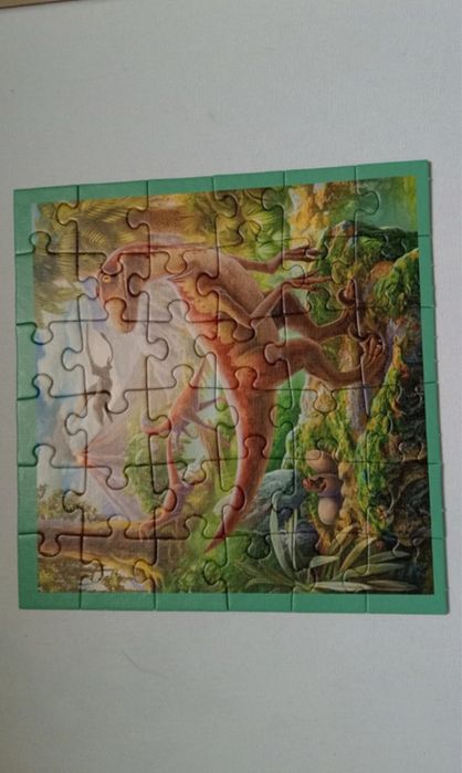 puzzle z dinozaurami