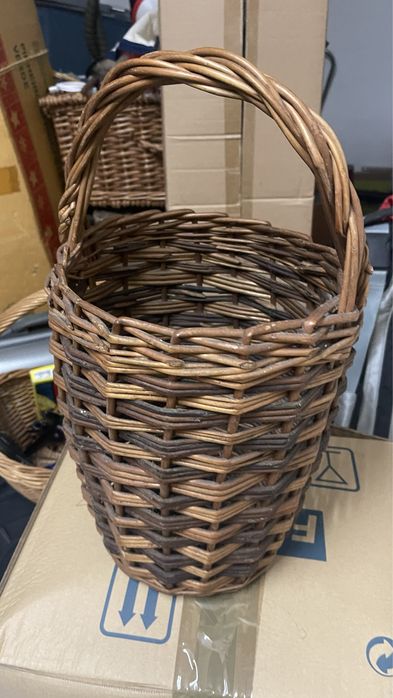 Cesta de verfa com asa
