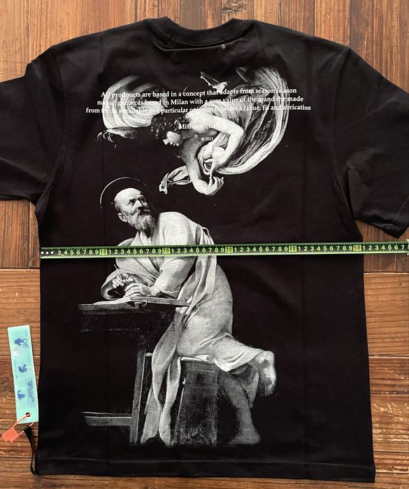 T Shirt Off de Homem Preta